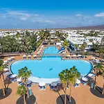 منتجع Thb Tropical Island بلايا بلانكا