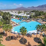 Thb Tropical Island Üdülőközpont 4*
