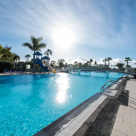 Thb Tropical Island Station touristique