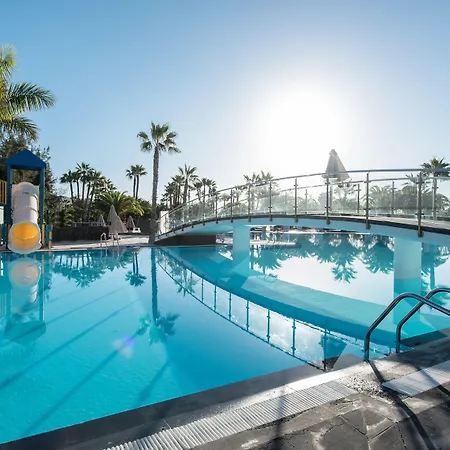 Thb Tropical Island Station touristique
