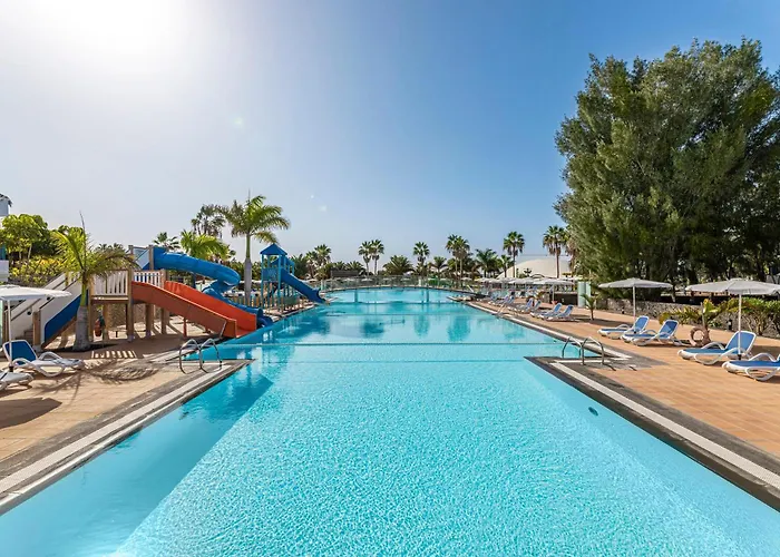 Thb Tropical Island Üdülőközpont