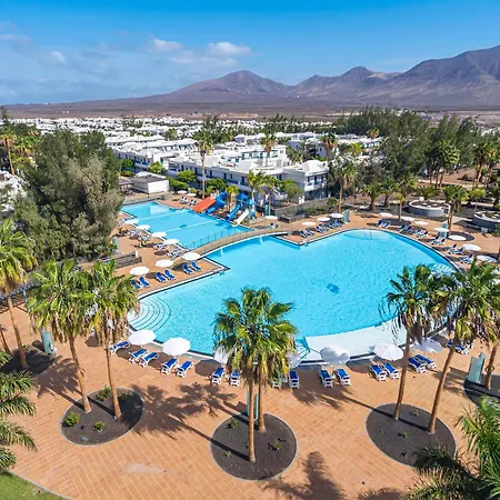 Thb Tropical Island Курортный комплекс 4*