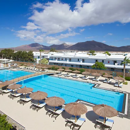 Thb Tropical Island Resort 4*